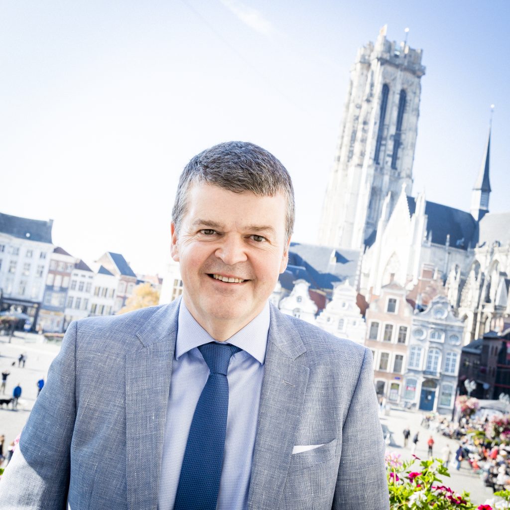 Bart Somers becomes Flemish Minister for Integration - Renew Europe CoR