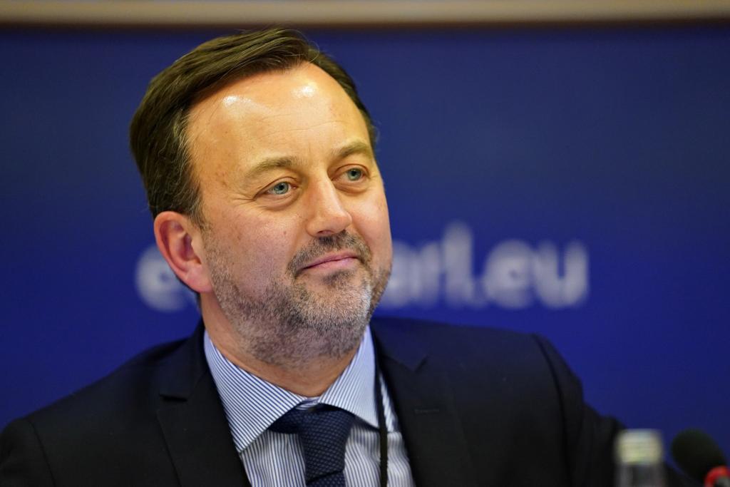 Renew Europe CoR President re-elected Mayor – CoR activates 2nd highest crisis level